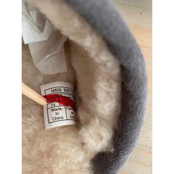 UGG MENS SCUFF SLIPPERS DARK GRAY MENS SIZE US 14 NEW - Picture 8 of 10